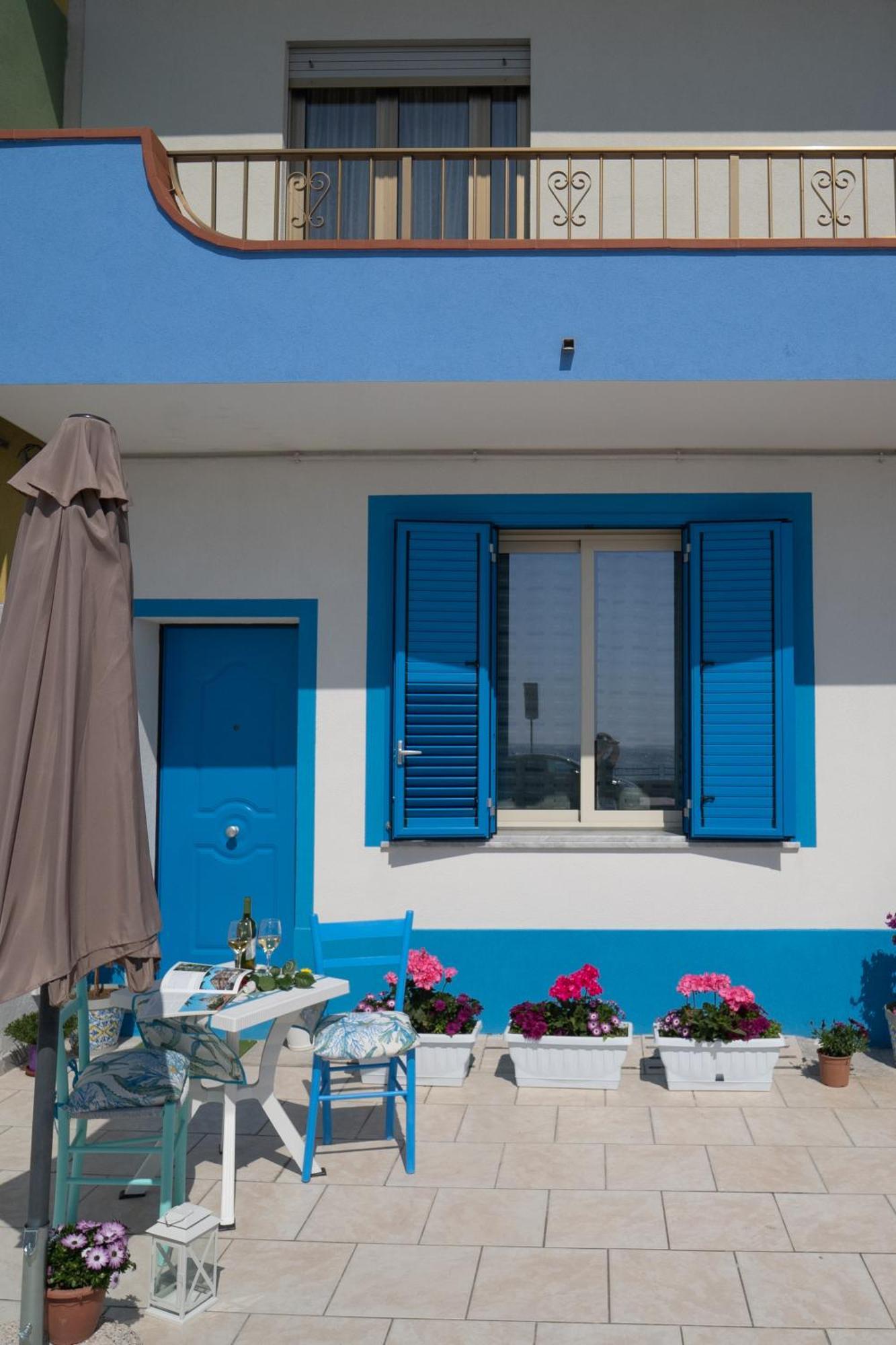 Blue Sicily Apartment Roccalumera Eksteriør billede