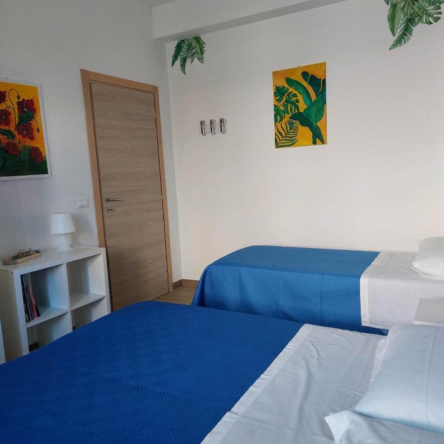 Blue Sicily Apartment Roccalumera Eksteriør billede